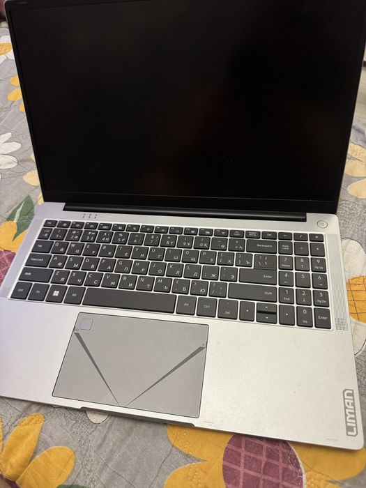 Продам ноутбук Liman 15