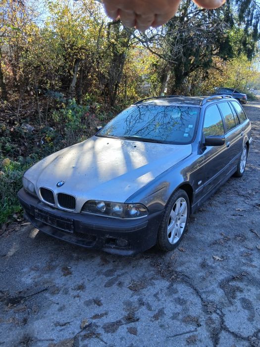 БМВ 523 - Е39 НА ЧАСТИ