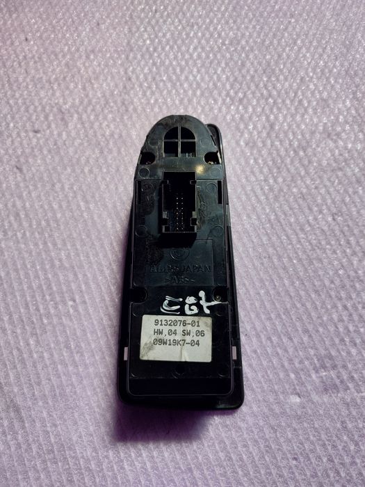 Comanda butoane geam electric și oglinda sofer BMW E87 Cod 9132076
