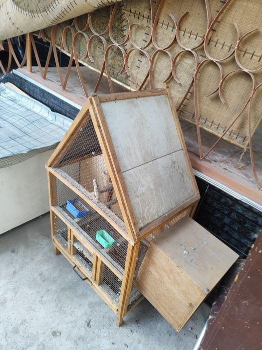 Клетка для попугаев