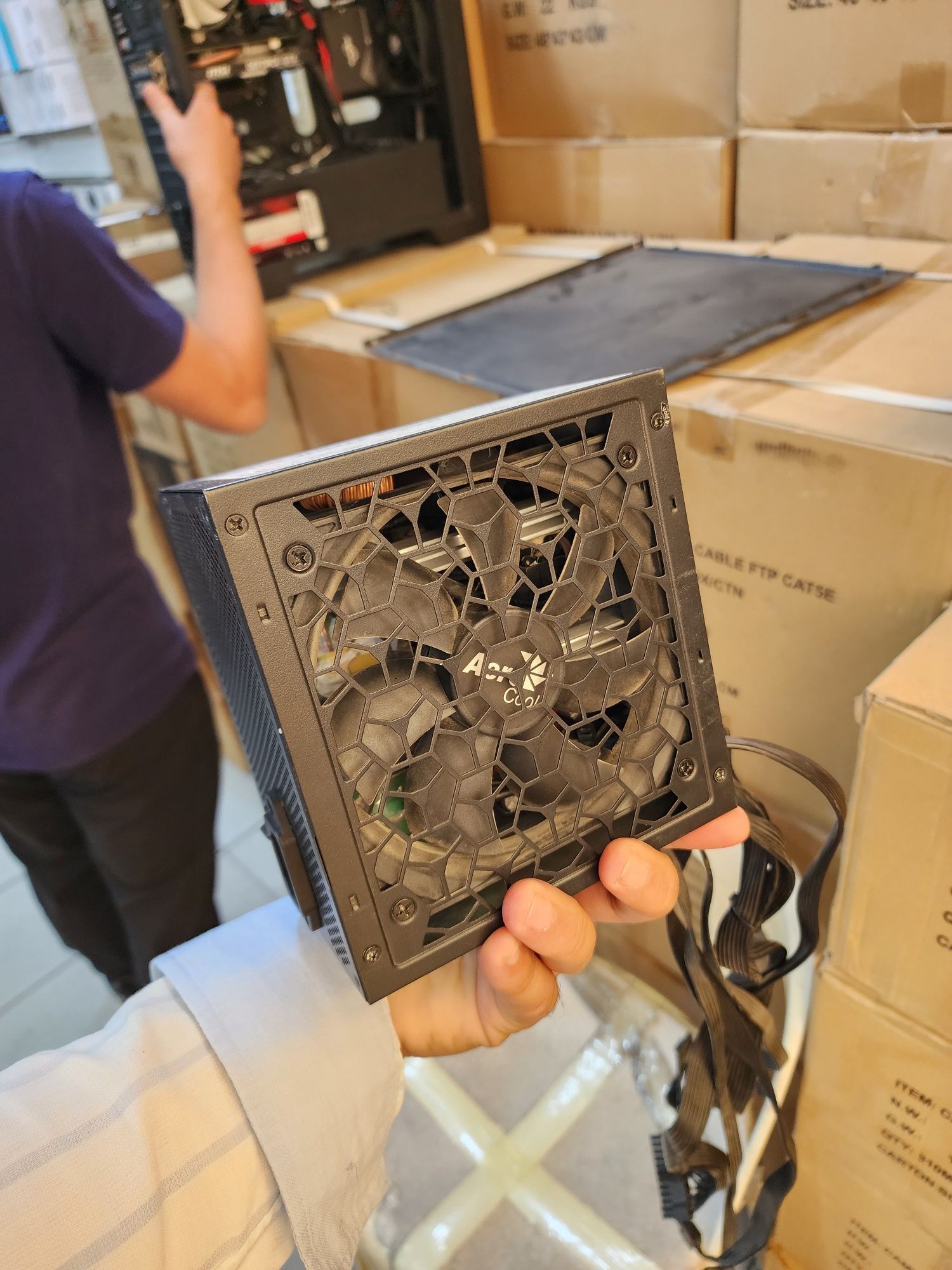 Aero Cool блок питания 600W