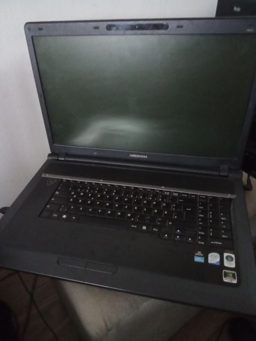 Vând laptop rezistent