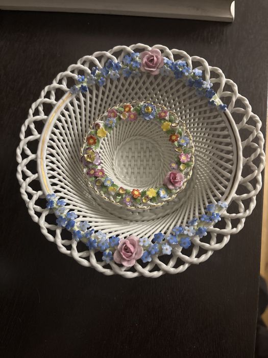 порцеланови ретикулирани кошници Von Schierholz