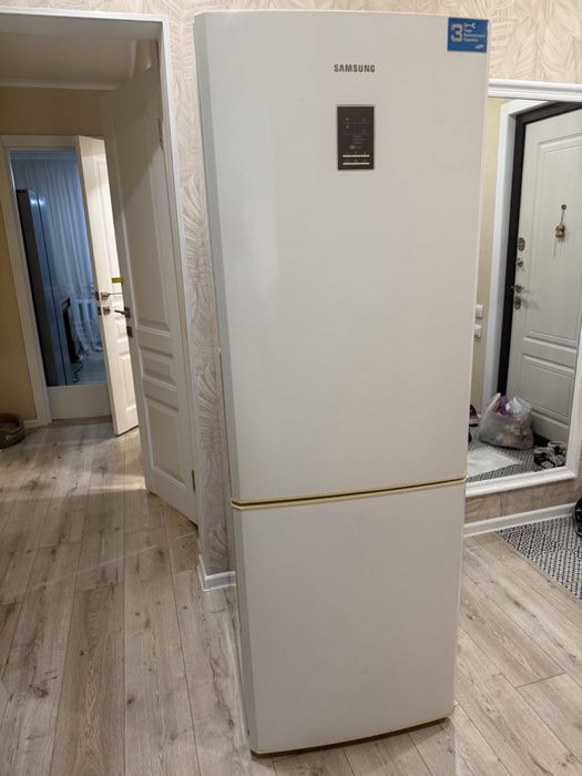 Холодильник samsung