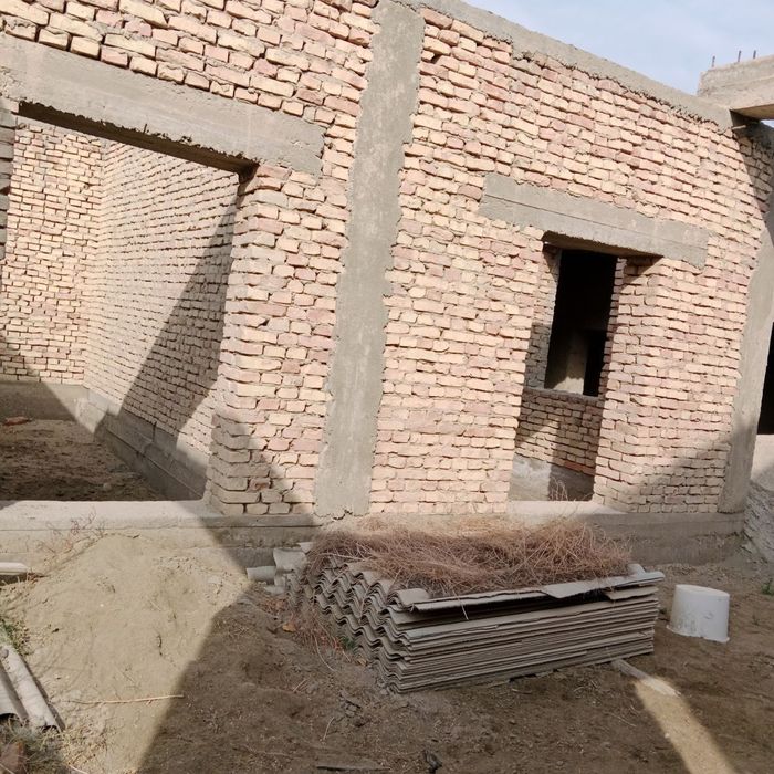 Ромитан сентрда курилиши тугалланмаган участка сотилади 4.6 сотих. Тел