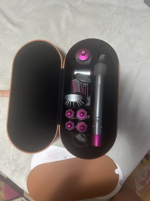 Маша за коса dyson