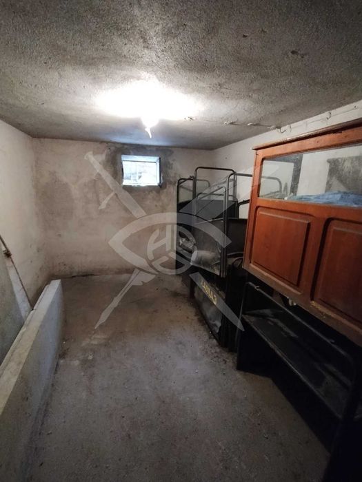 Склад във Въстанически 36014