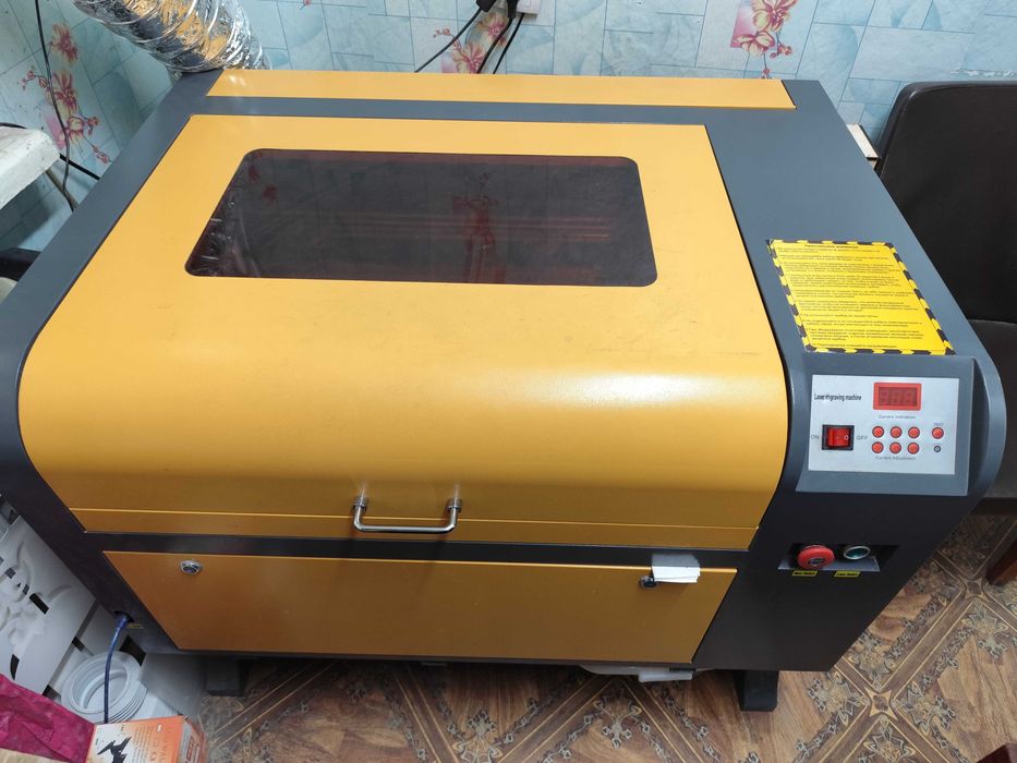 Продам лазерный гравер CO2 XM 6040 M2 60W