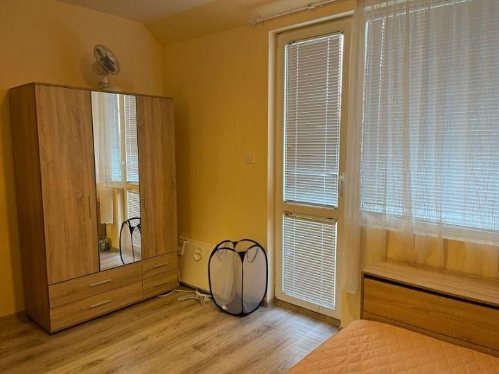 Тристаен апартамент под наем в жк. Младежки хълм