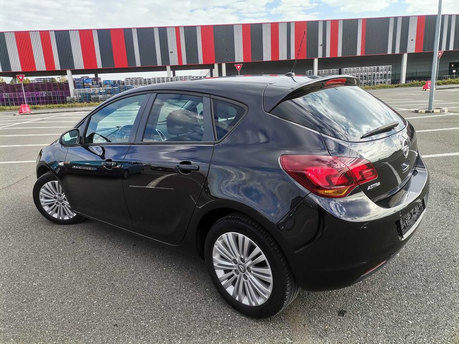 Opel Astra J 2011 1.7 CDTI 125 cp Euro 5