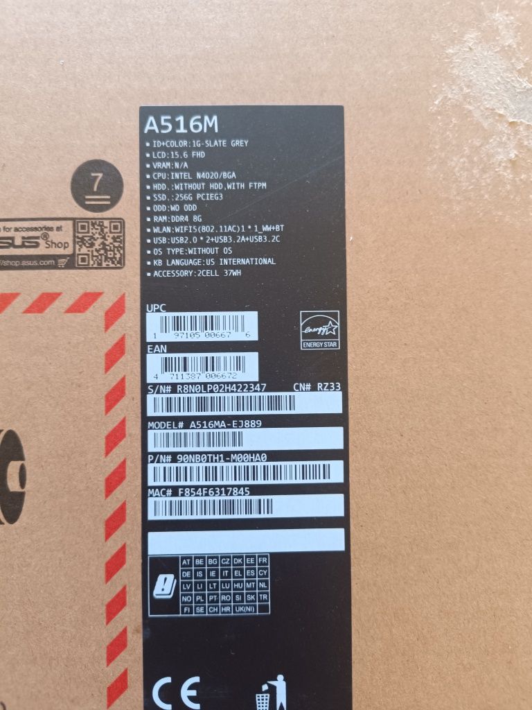 Vând laptop asus  model A516M procesor Intel