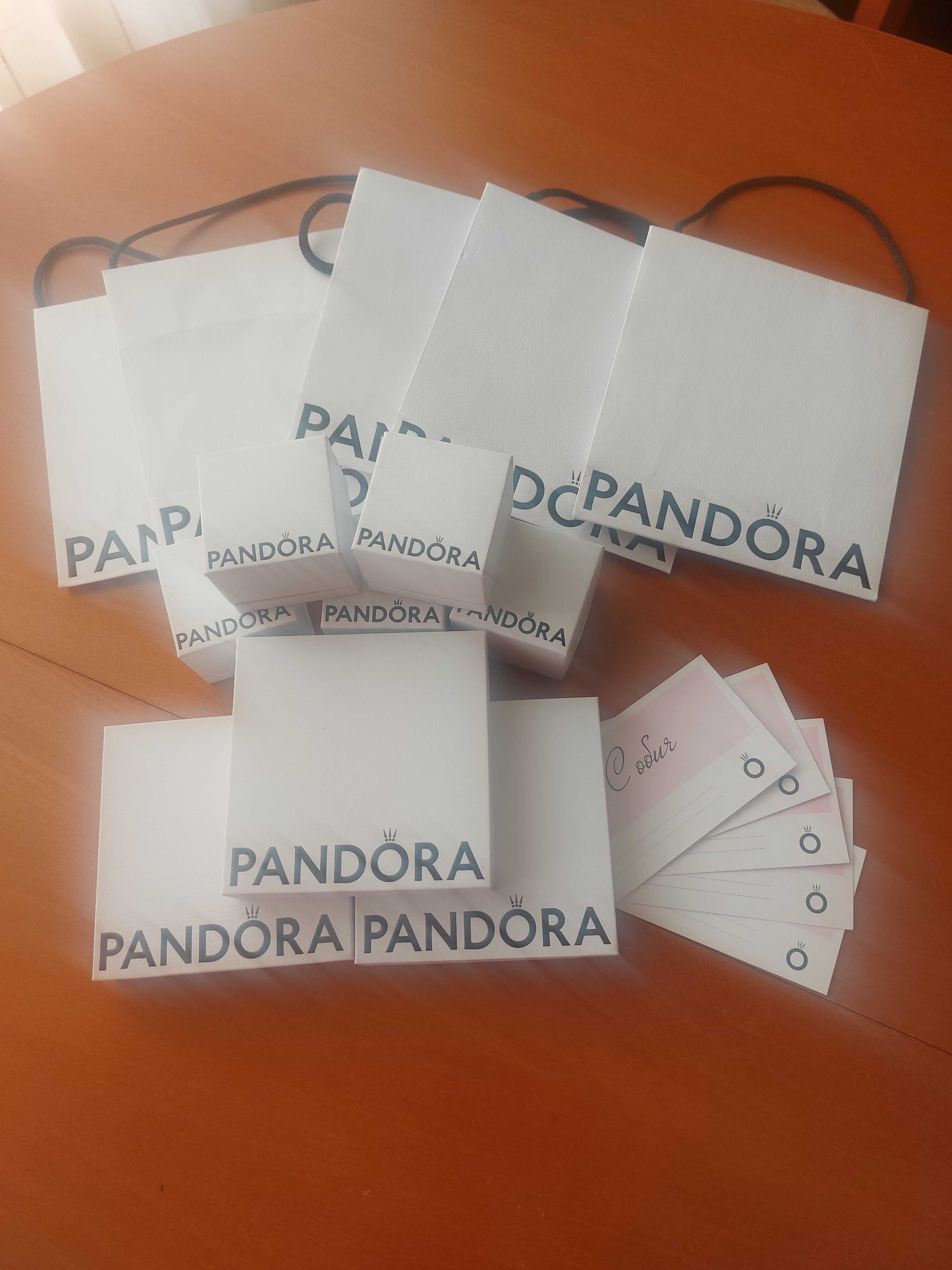 Кутийки и торбички Pandora