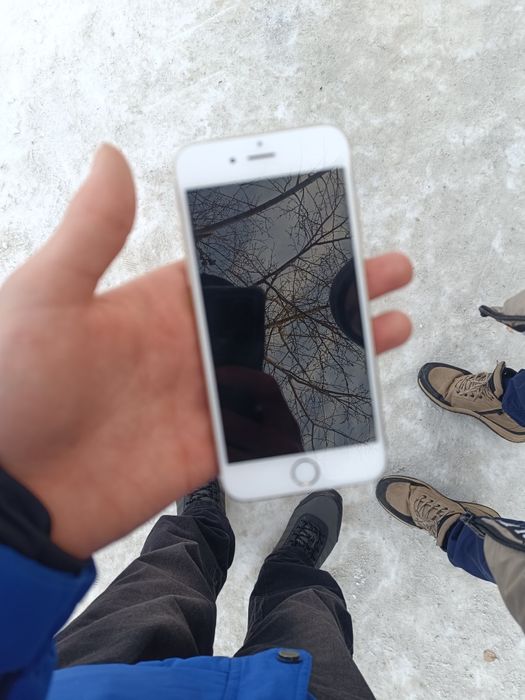 iPhone 7 32gb акб 79%