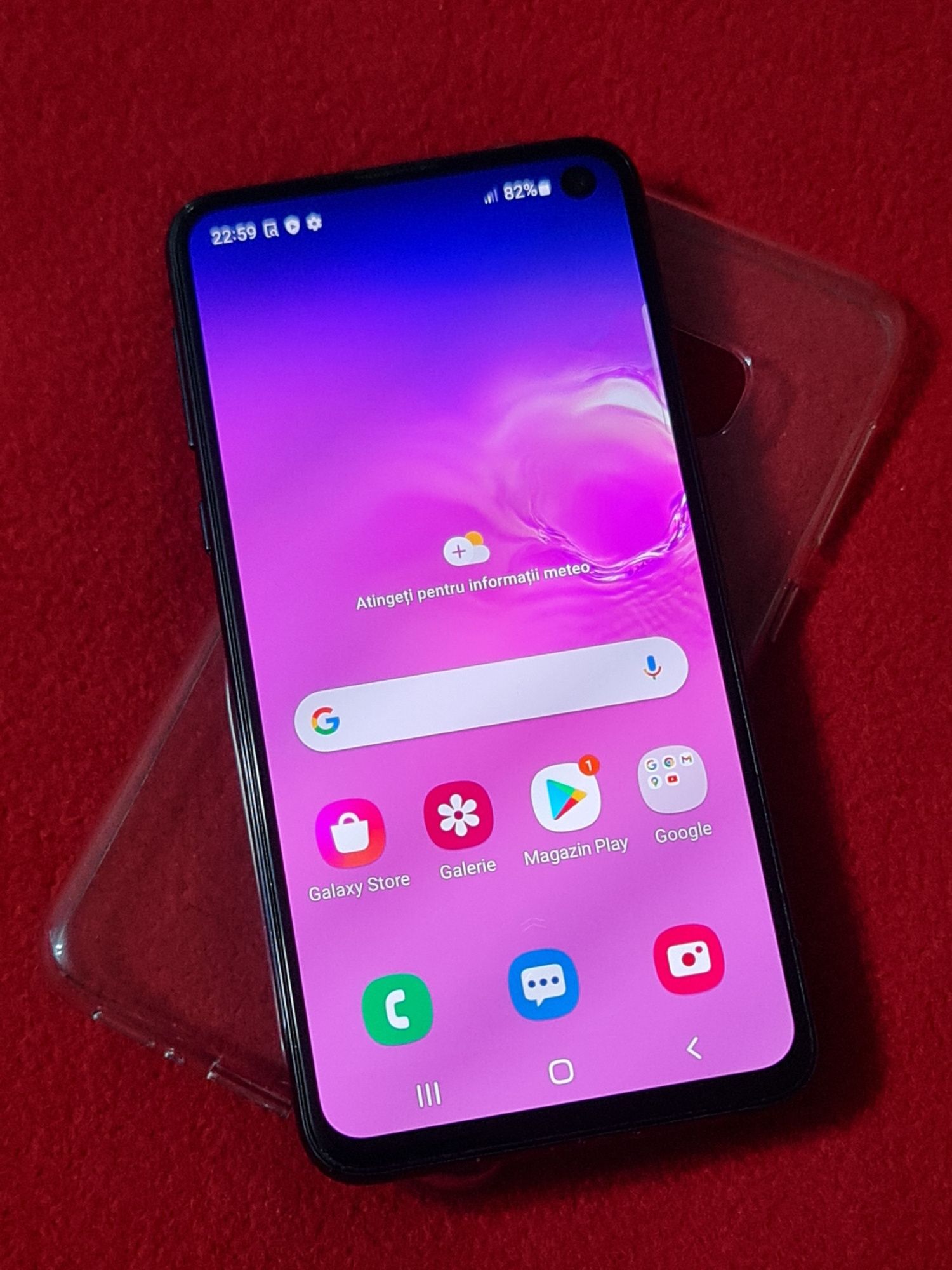 Samsung Galaxy S10e Black 128Gb, Liber, Folie Sticla, Husa silicon.