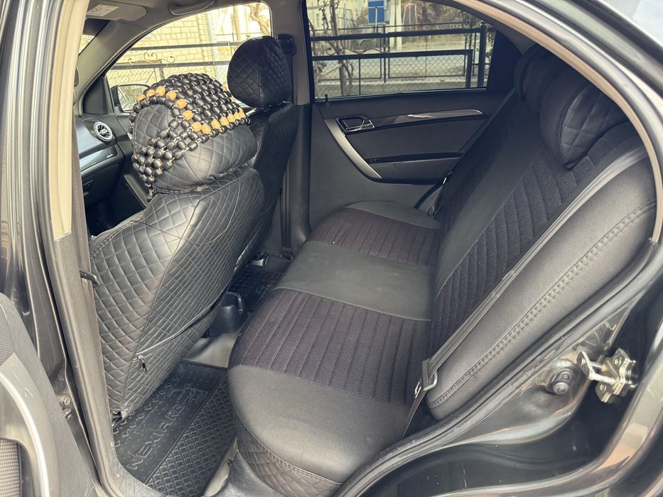 Chevrolet nexia 3 sotiladi