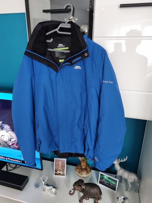 Vând greaca barbati mărimea M