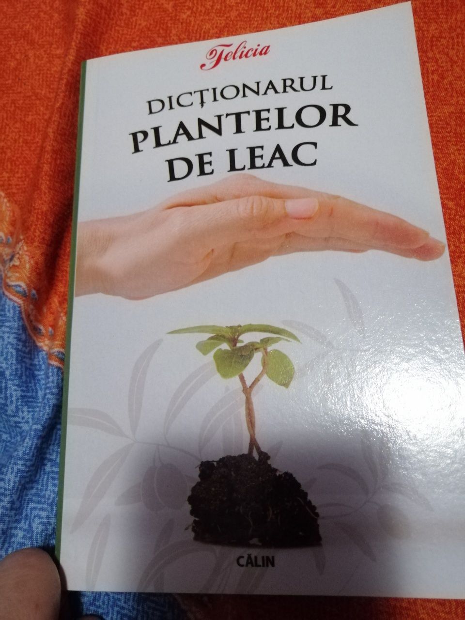 Carte dictionarul plantelor de leac