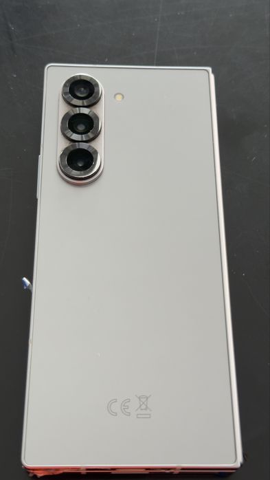 vand sau schimb urgent samsung galaxy z fold 6