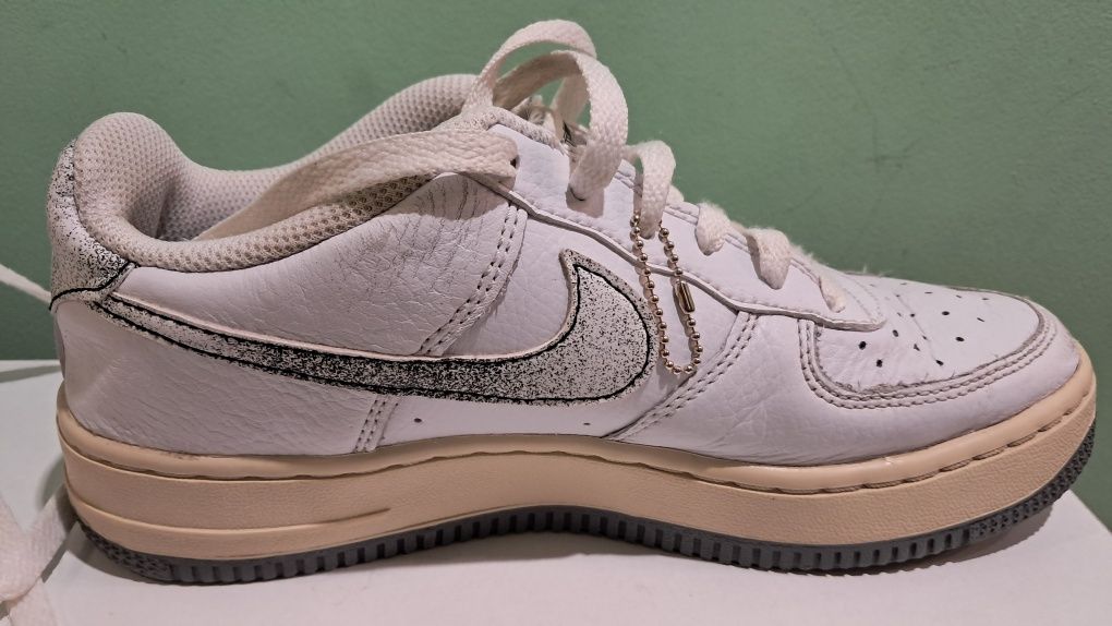 Детски/дамски маратонки Nike Air 36,5