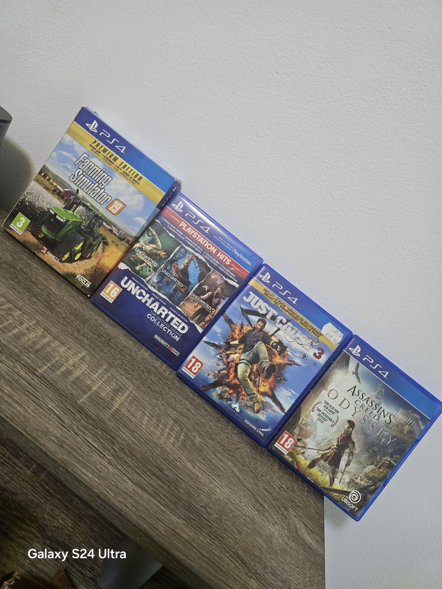 Vând ps4 pro,4k!