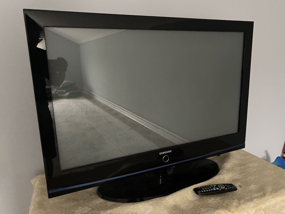 Плазменный ТВ Samsung