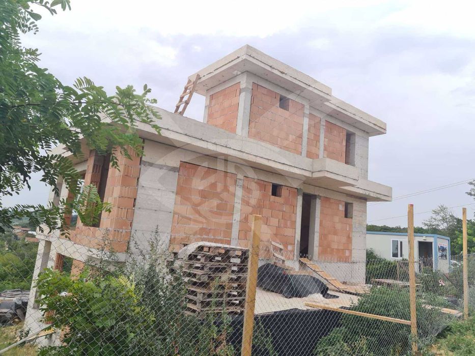 Продава се Къща в Варна, м-т Боровец - юг - 360 кв.м за 723 €/кв.м - Снимка #5