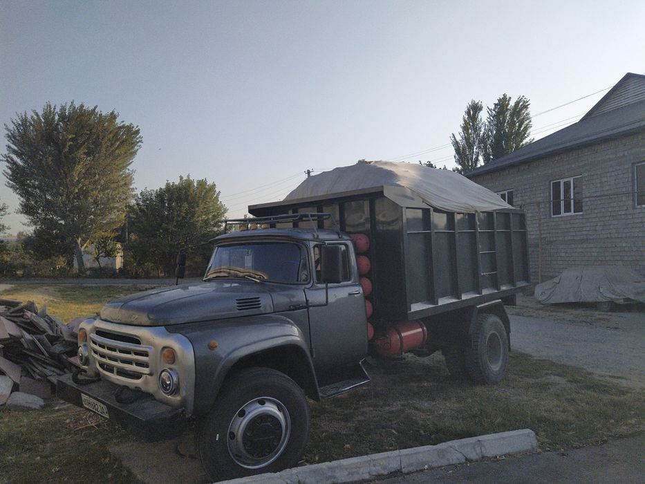 Грузоперевозки..