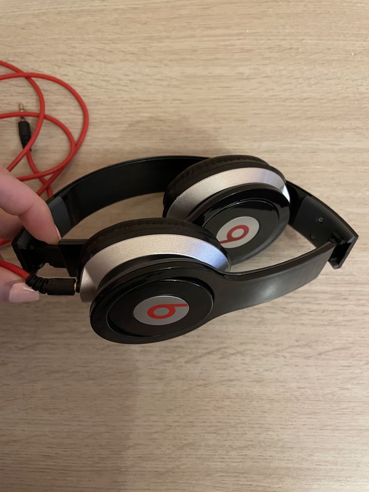 Слушалки Beats by Dre