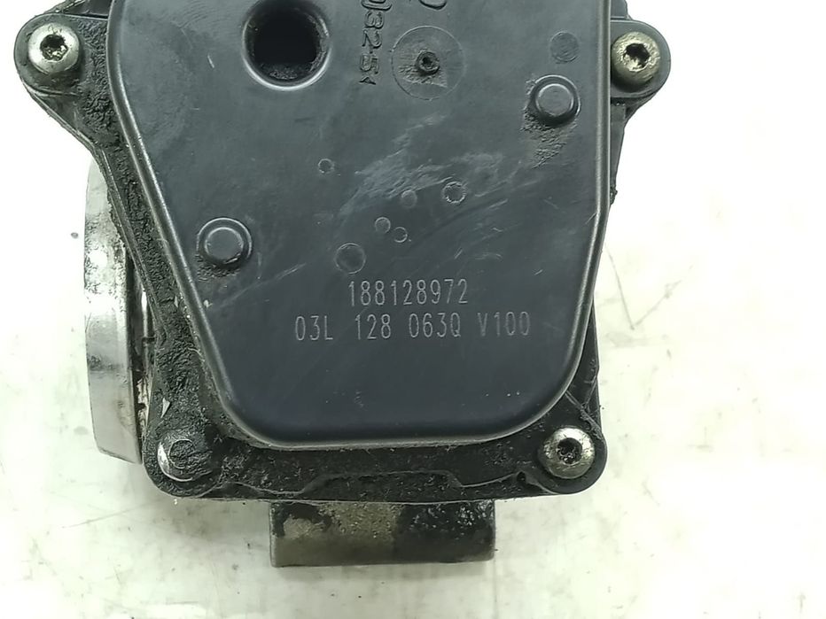 Clapeta de acceleratie 1.6 tdi CAY CAYC 03l128063q Skoda Superb 2