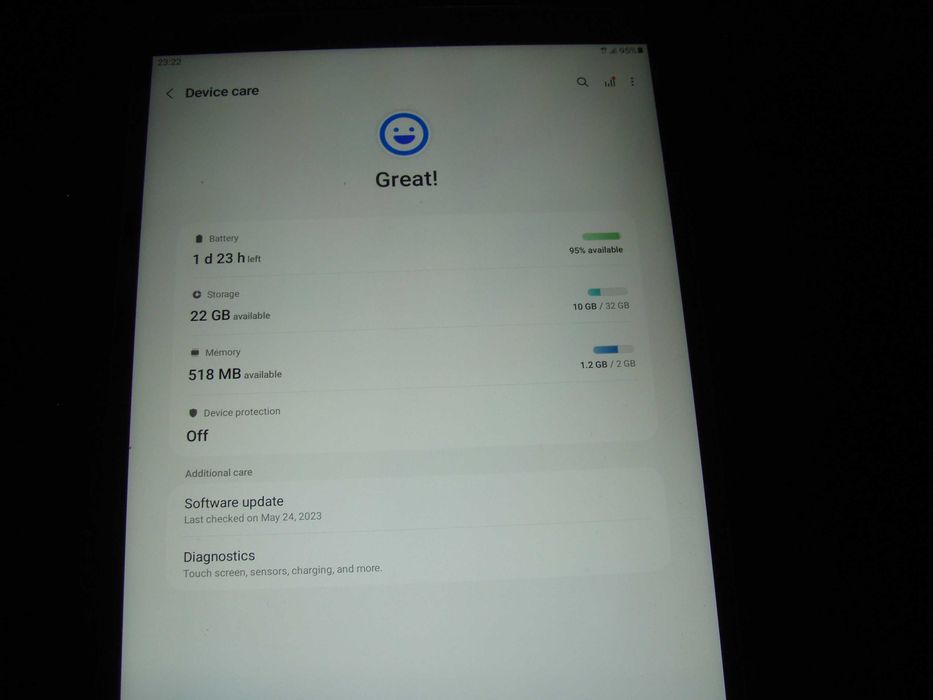 Tableta cu SIM 4G Samsung TAB A (2019) RAM 2Gb ROM 32Gb SM-T515 + husa