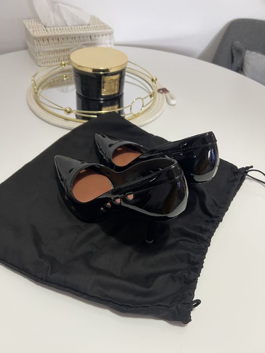 Pantofi Max&Co super pret