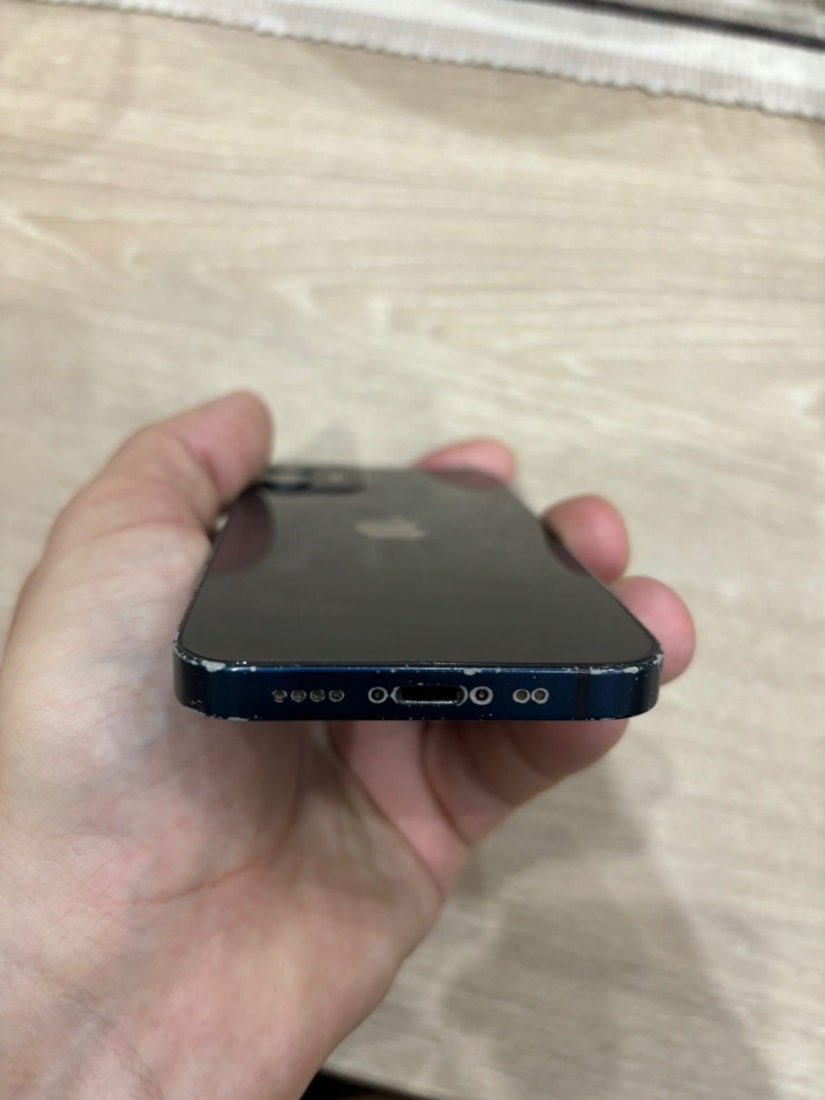 iPhone 12 mini черен