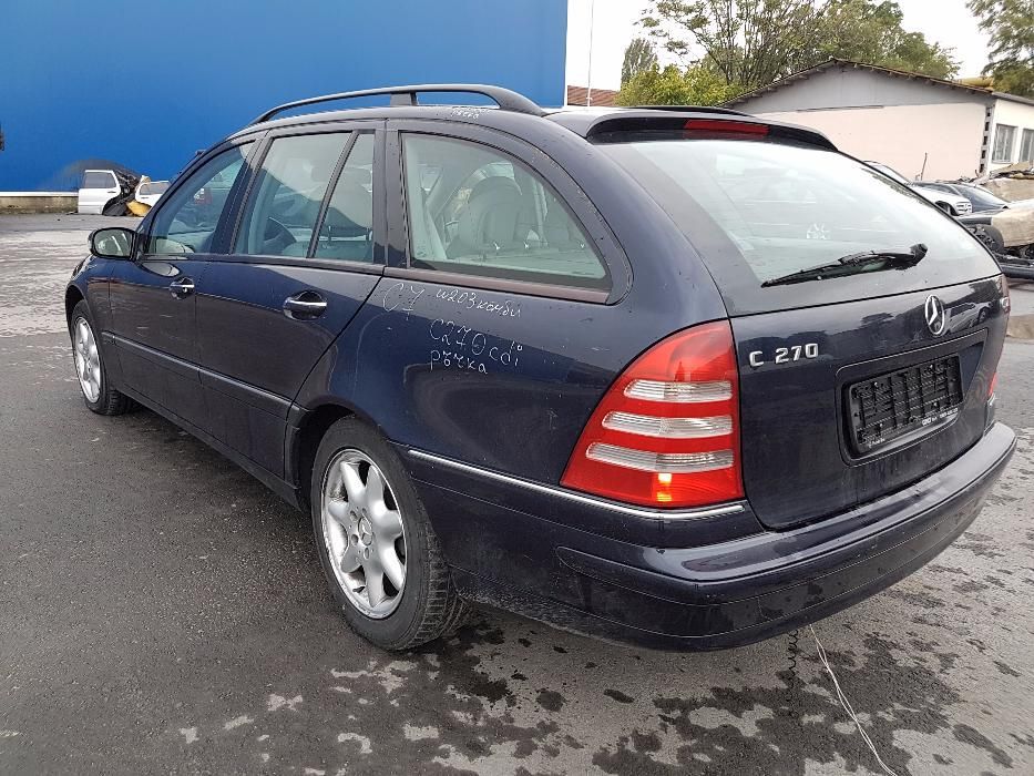 На Части! Mercedes C-Класа W203 270 CDI Ръчни Комби Кожа Avangarde