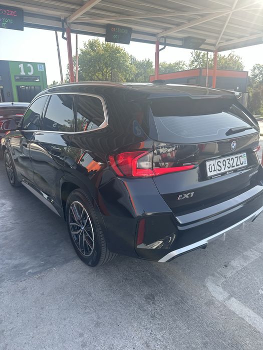 Bmw iX1 2024 yil 10000km