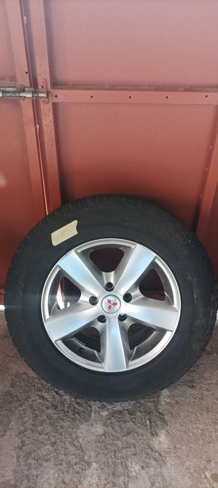 Лети джанти Dezent с зимни гуми Uniroyal dot3318-215/70/16 Mitsubishi
