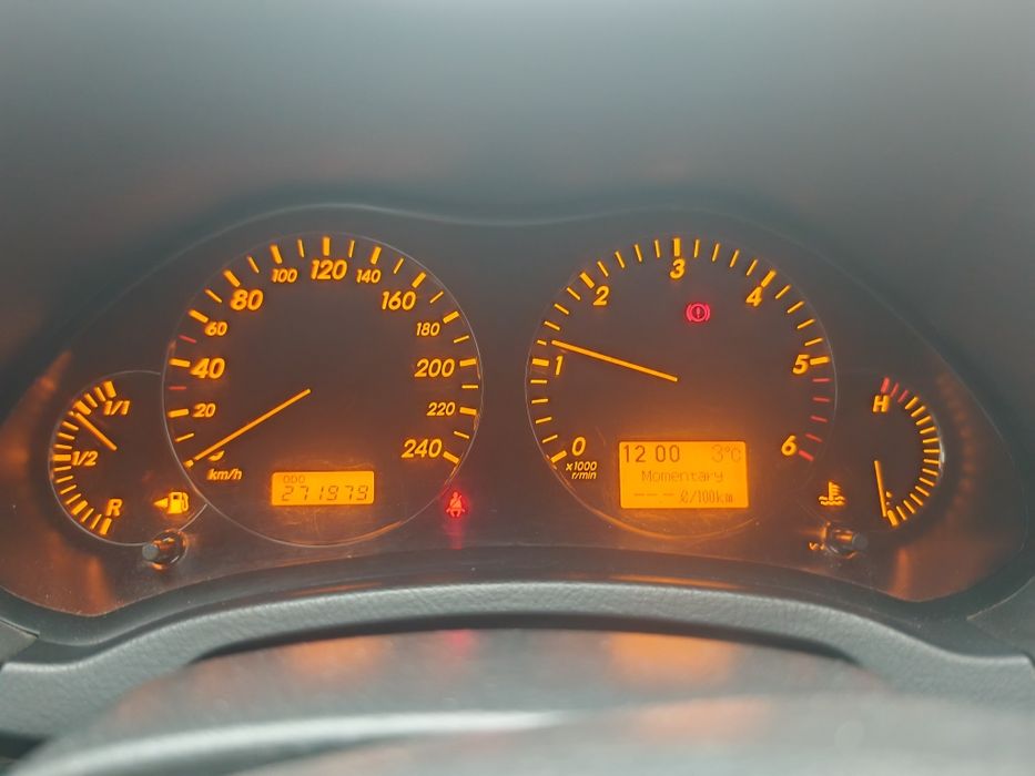 Toyota avensis 2.2 D4D