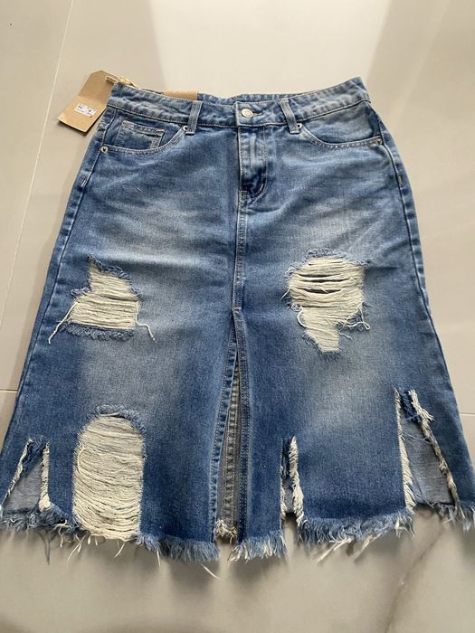 Fusta de blugi,marimeaM de culoare albastra