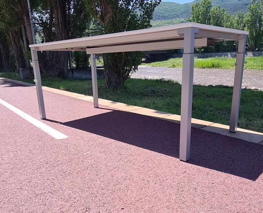 Немско бюро регулируемо за дома и офиса оборудване