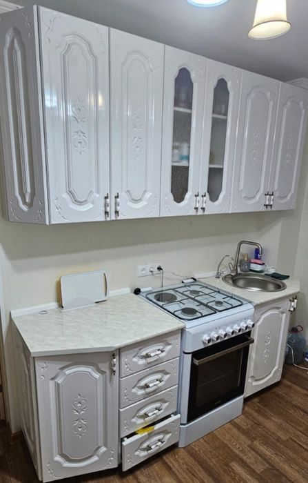 Продаю кухонный гарнитур