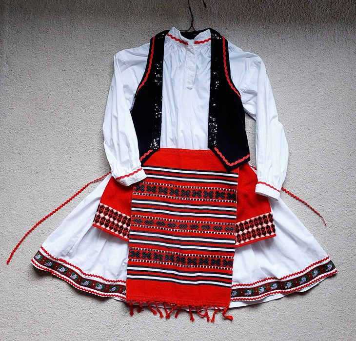 Детска народна носия за момиче - 6 - 8 години