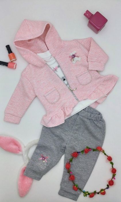 Set BONCUK compus din pantaloni, hanorac cu gluga cu fermoar si bluza