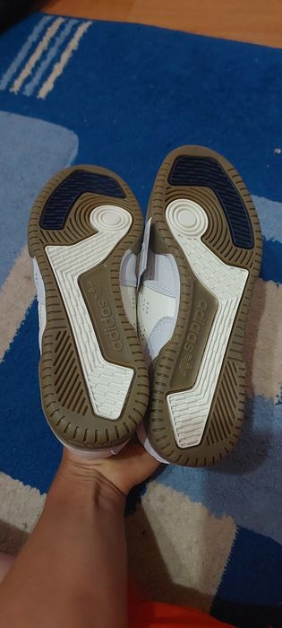 Vand Adidas doua modele