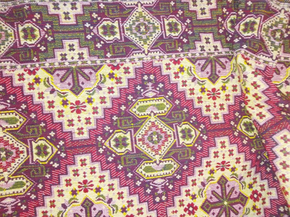 Вълнен машинно тъкан