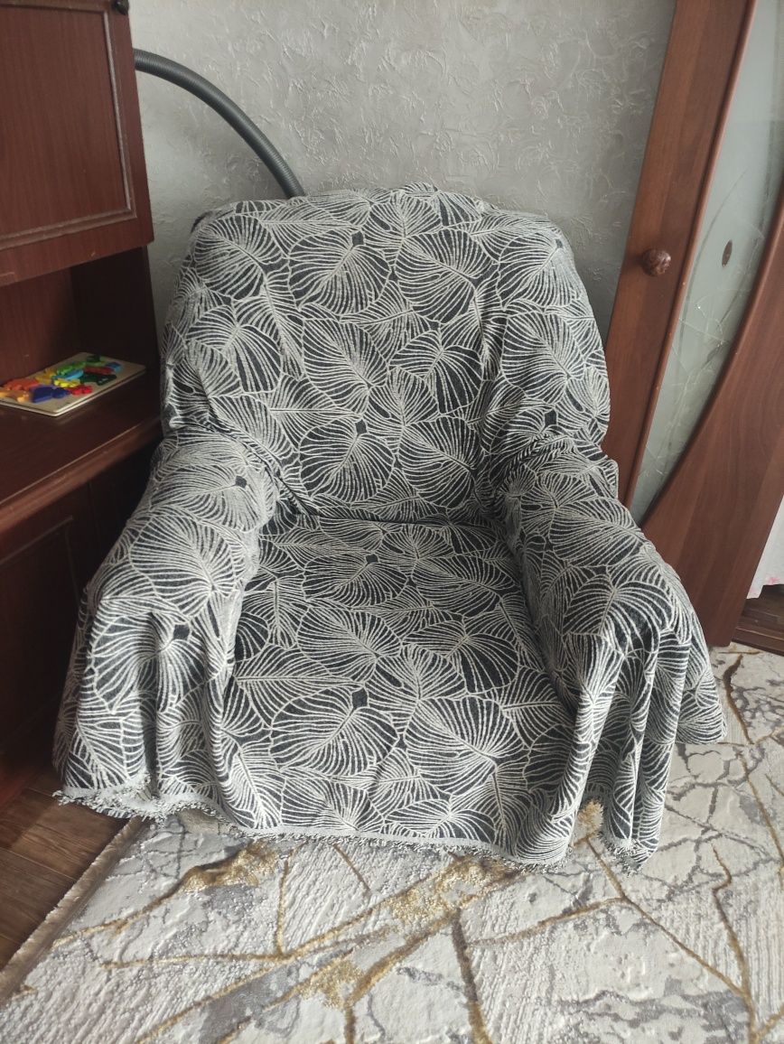 Продам диван и 2 кресла