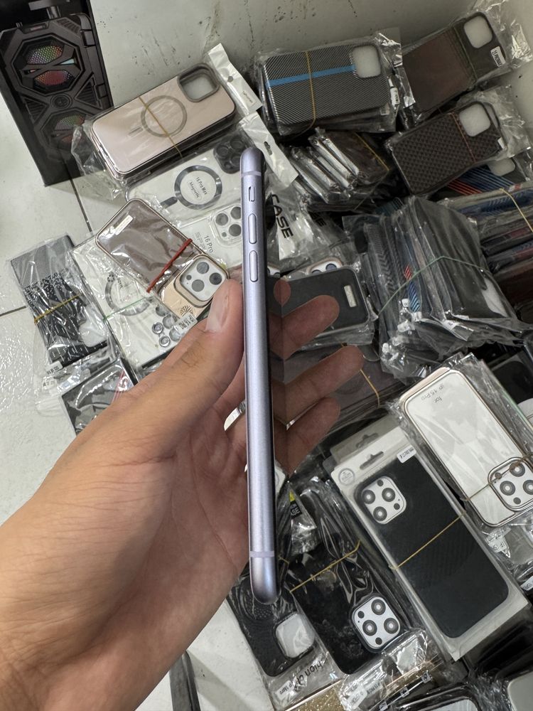 IPhone 11  сотилади
