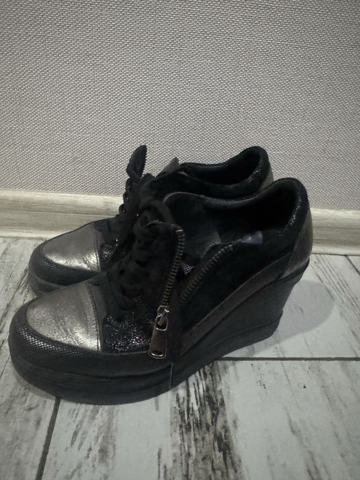 Ботинки осенние денские