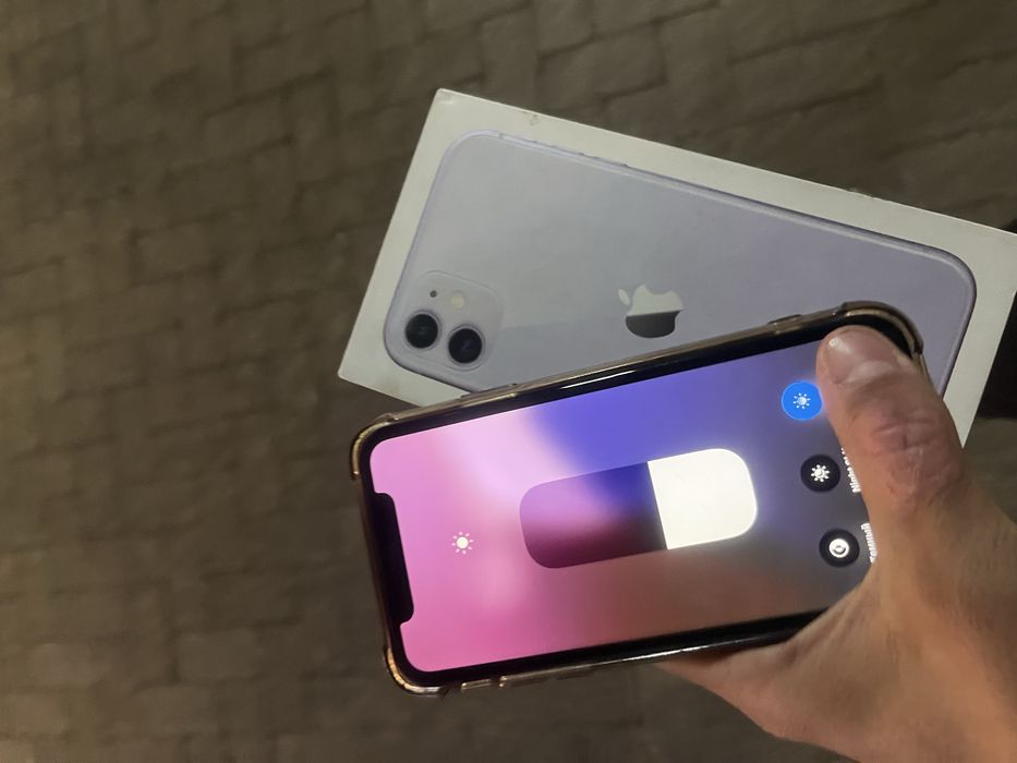 Айфон  iPhone 11