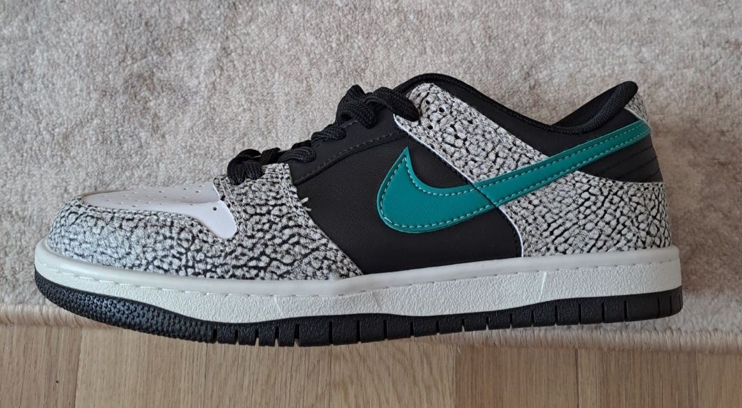 Nike dunk sb elephant reps