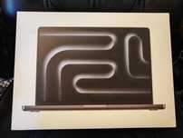 MacBook Pro 14 , Procesor M4 Pro, 24GB RAM, 1TB SSD, ca nou