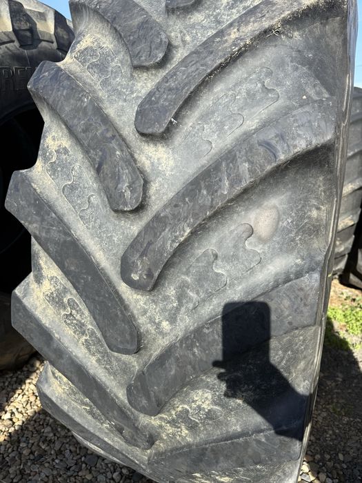 710/75r42 bkt tractor